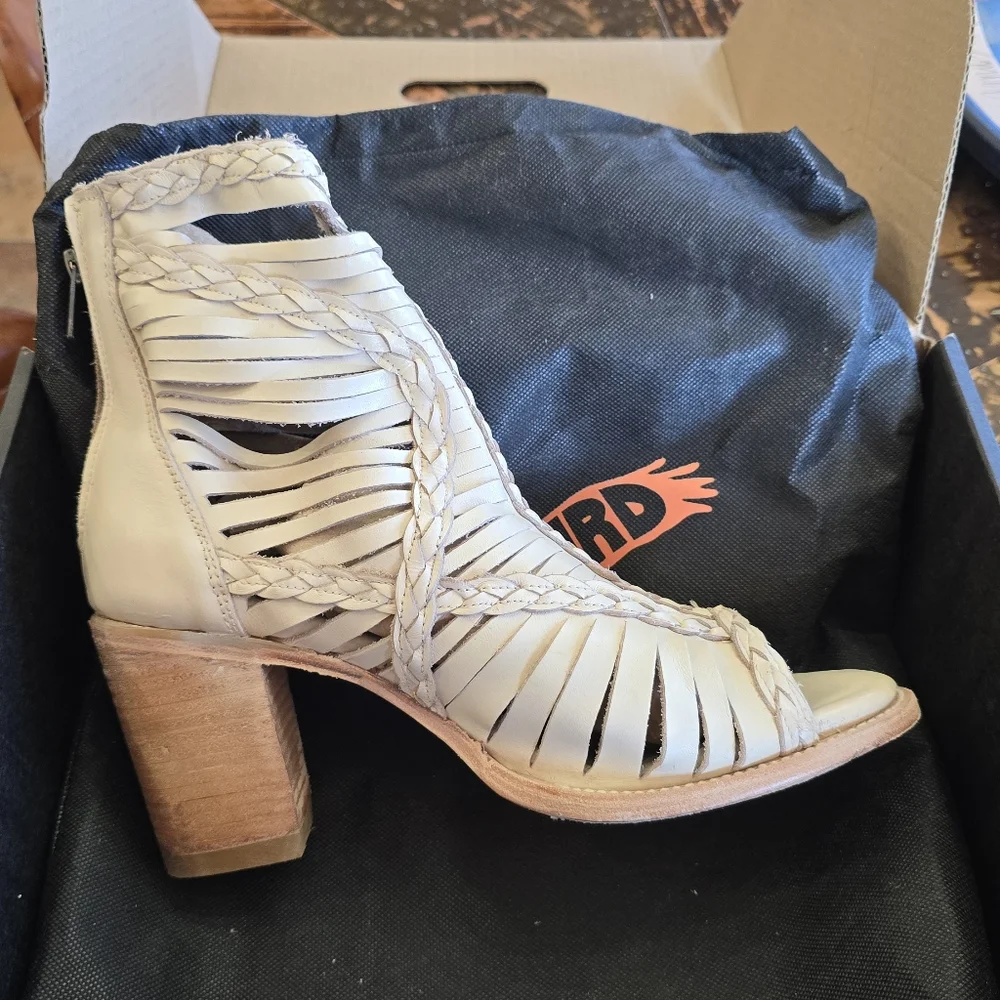 Freebird BELA Braided Beige Open-Toe Sandals - Picture 8 of 15